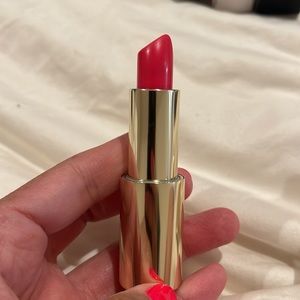 Becca lipstick